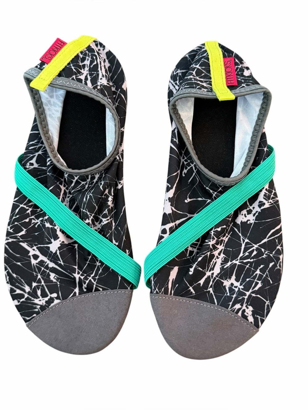 FitKicks Yoga Barefoot Minimalist Slip-On Waterproof Foldable Travel Women's M
